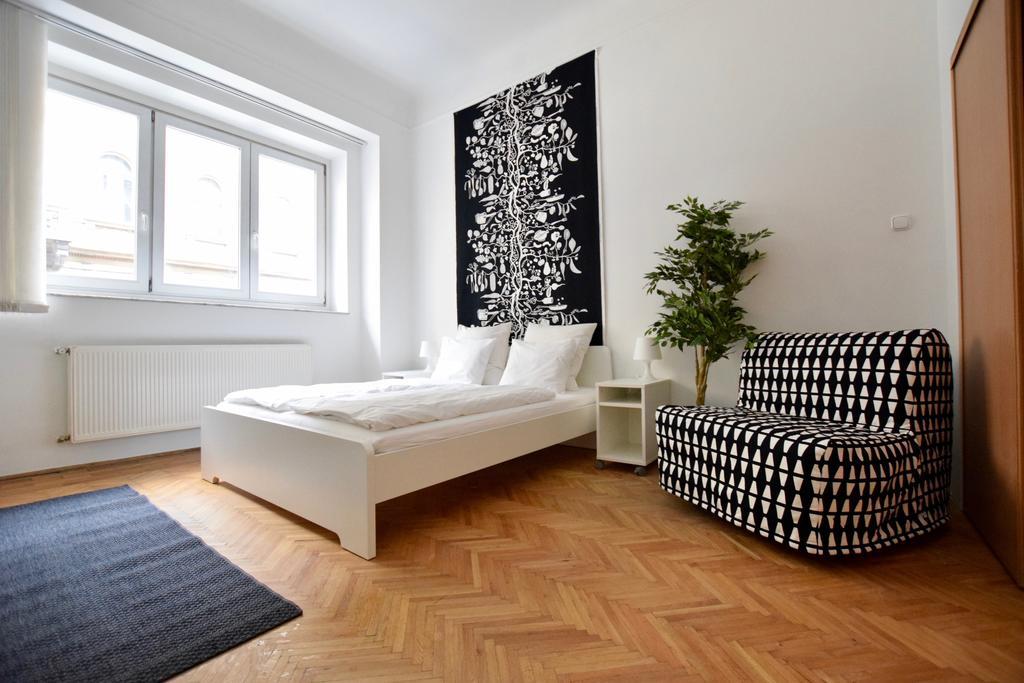 Budget Apartment By Hi5 - Akacfa 4 Budapest Exterior photo